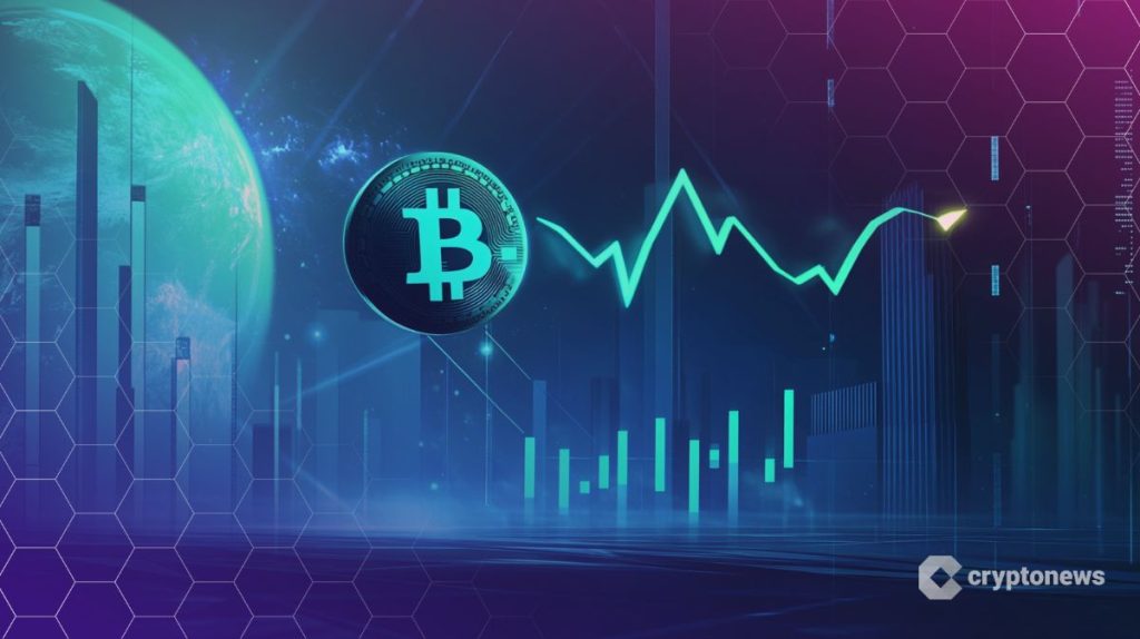 مجسم لشعار بيتكوين يتصدر مخططاً بيانياً صاعداً وفي الخلفية أبنية وأعمدة بيانية